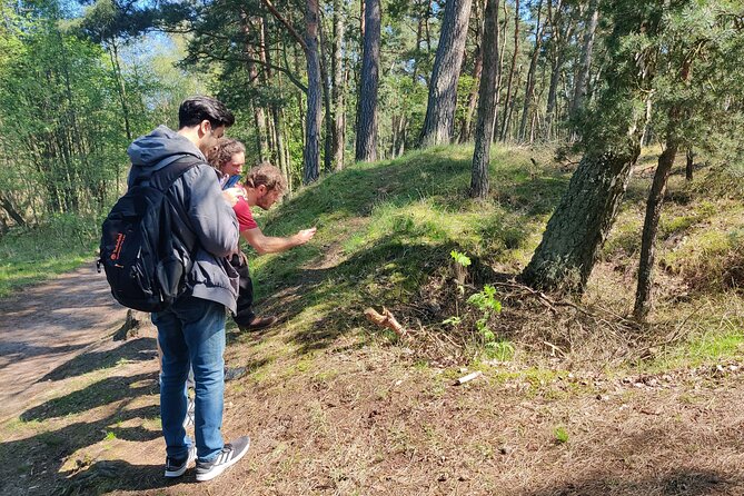 Nature Walk and Wildlife Tour in Sobieszewo Island - The forest path to Lake Karaś