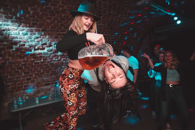 New Year's Eve Pub Crawl With 2 Hour Unlimited Alcohol + VIP Entry To Best Clubs - The large-group question