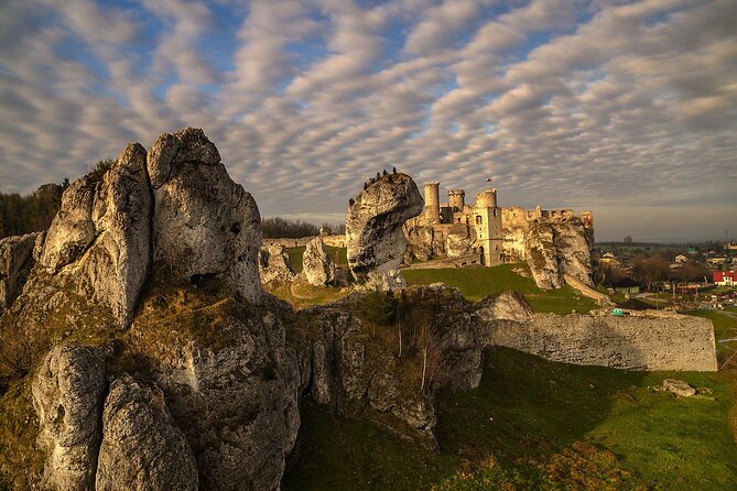 Ojców National Park and Ogrodzieniec Castle Tour from Krakow - Key points at a glance
