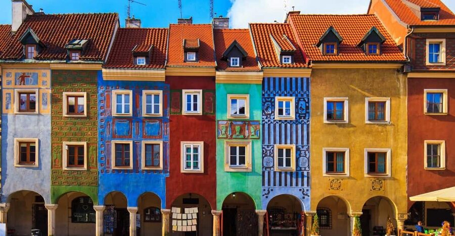 Old Town Poznan: Guided Walking Tour in English - Meeting at Liberty Square beside the fountain