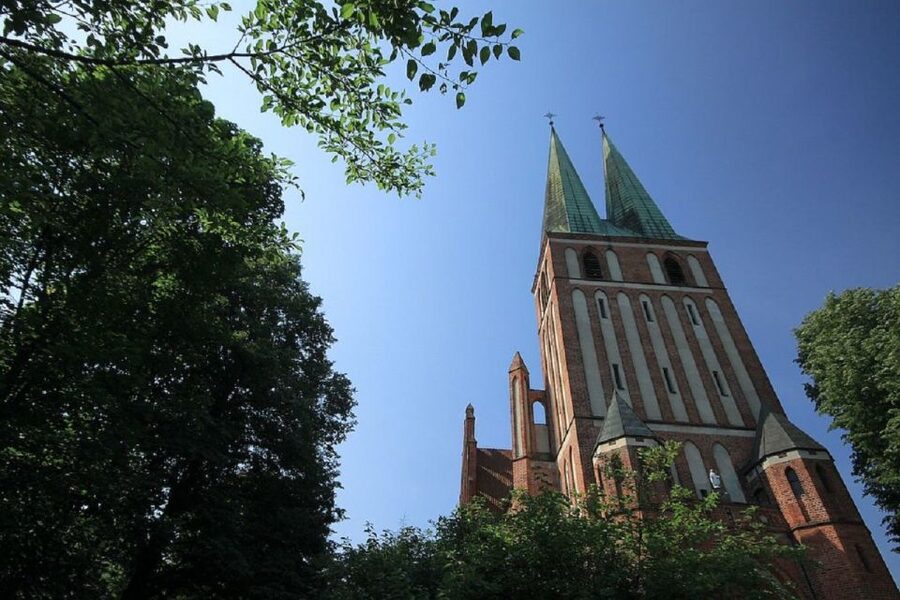 Olsztyn Old Town Highlights Private Walking Tour - Market Square and Olsztyn’s Residential Architecture