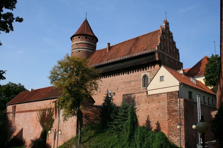 Olsztyn Old Town Highlights Private Walking Tour - The 14th-Century Castle of Warmian Bishops