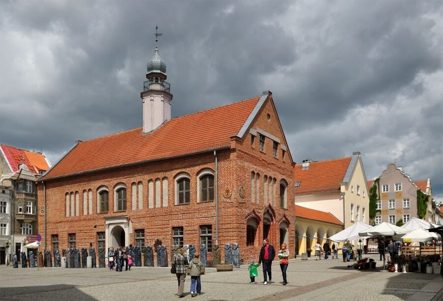 Olsztyn Old Town Highlights Private Walking Tour - Entering St. Jacob’s Cathedral
