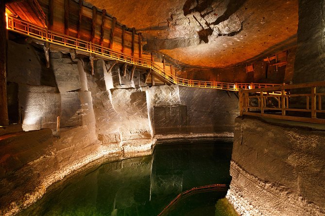 One day Cracow and Wieliczka Salt Mine private tour from Warsaw - Why this long day can be worth it