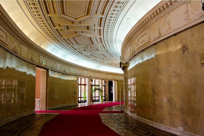 Palace of Culture & Science + Warsaw Uprising Museum: SMALL GROUP /inc. Pick-up/ - Is the $111.23 price fair?