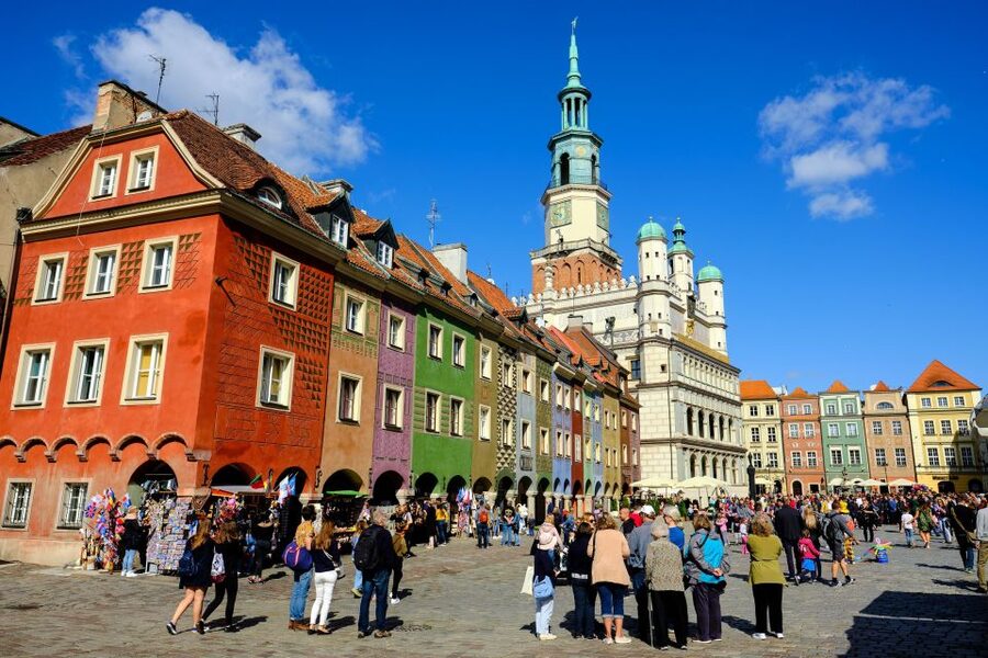 Poznan: City and Brewery Private Walking Tour with Beer - Cross the Chrobry Bridge toward the Old Town