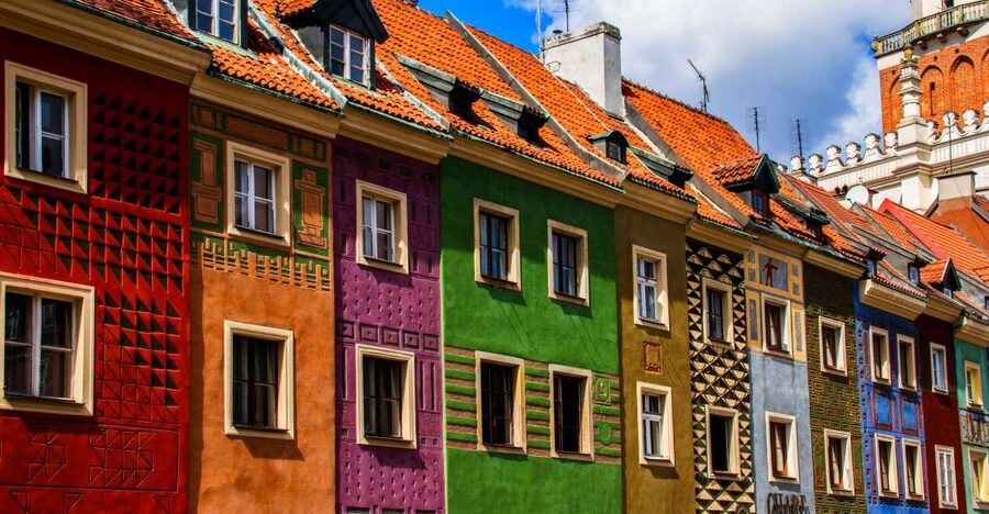 Poznan Private City Walking Tour from Cathedral Island - Walking toward the Old Town and Market Square