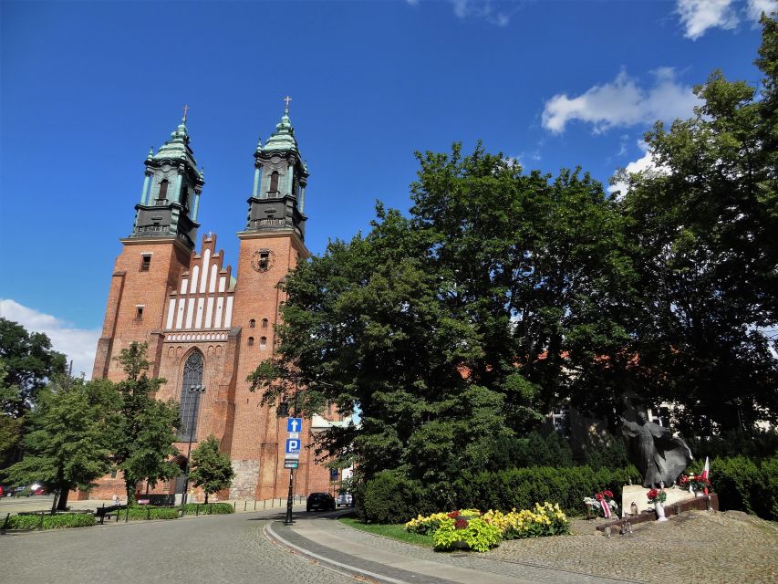 Poznan Private City Walking Tour from Cathedral Island - The Baroque Church and Franciscan Church