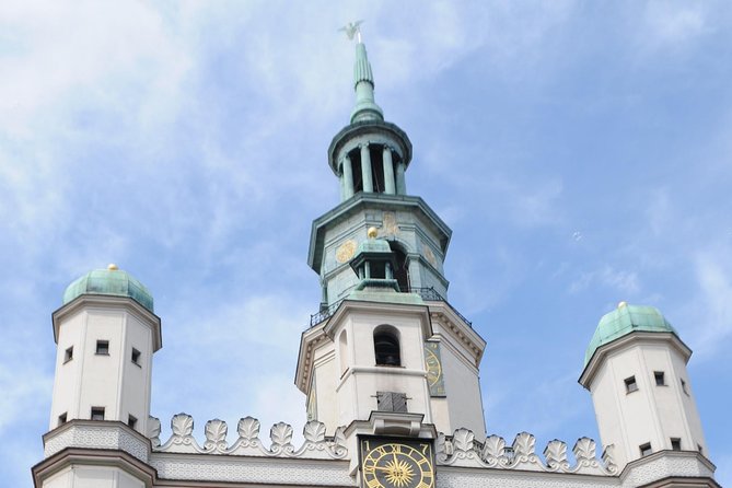 Poznan private tailor made tour with a local guide-driver - Old Market Square and the famous billy goats