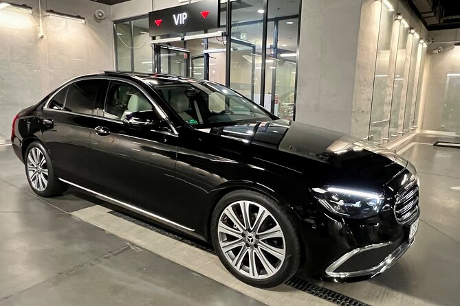 Private Airport Transfer (GDN) to City Center Gdansk (1-3 PAX) - A calm start at Gdansk Lech Walesa Airport