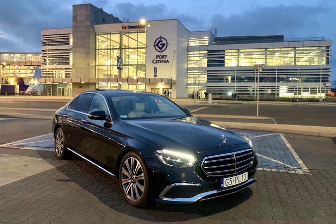 Private Airport Transfer (GDN) to City Center Gdansk (1-3 PAX) - The 30 to 45 minute ride into central Gdansk