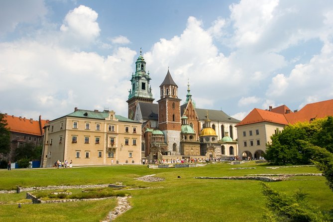 Private guide-driver & van services in Poland & Central Europe - Auschwitz and Birkenau, with transport that keeps the day on track