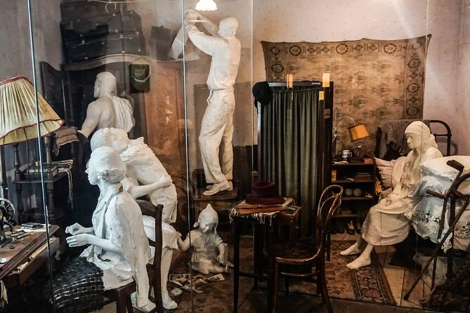 Private Guided Tour: Oskar Schindler's Factory - Booking, cancellation, and practical details