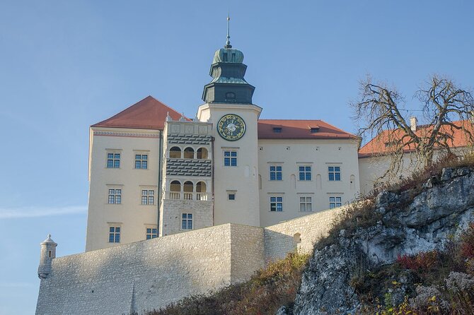 Private Guided Tour to Trail of the Eagles Nests from Krakow - Leaving Krakow for Korzkiew Castle
