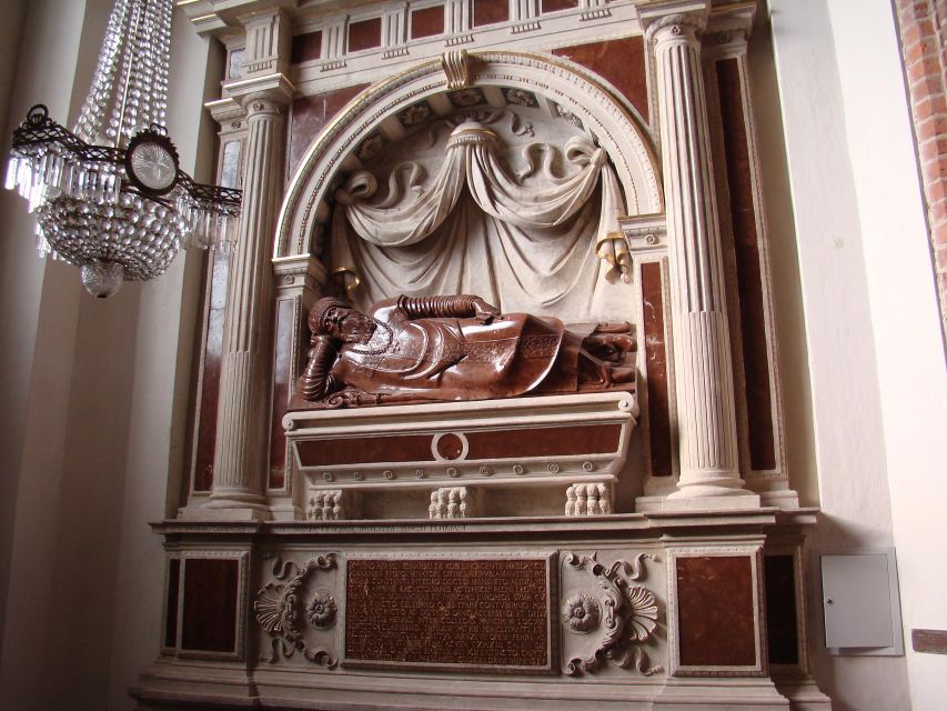 Private Icons of Poznań - The Golden Chapel and Poland’s first monarchs