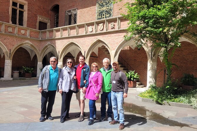 Private Krakow City Tour, Krakow Old Town and Wawel Castle Tour - Starting at Matejko Square
