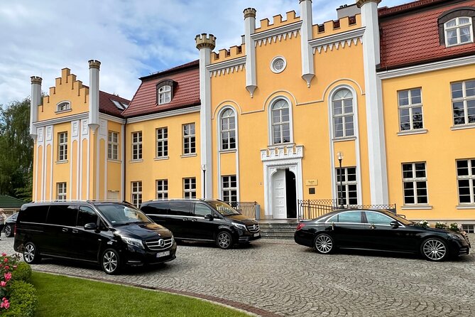 Private Round Trip Transfers from Gdansk Airport (GDN) to Gdansk - Meeting your chauffeur in the arrivals hall