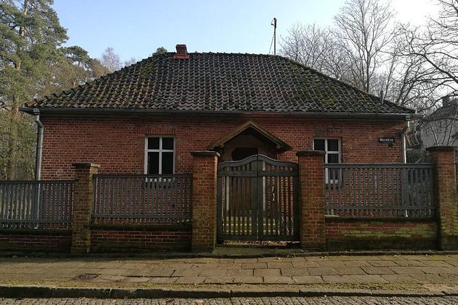 Private Roundtrip Transfer to Stutthof Concentration Camp 4h - Who will appreciate this transfer most