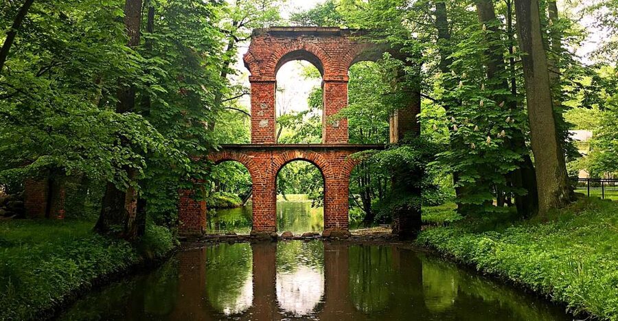 Private Tour From Warsaw: Łowicz Mazovian Countryside - Arkadia: a garden built for mood and imagination
