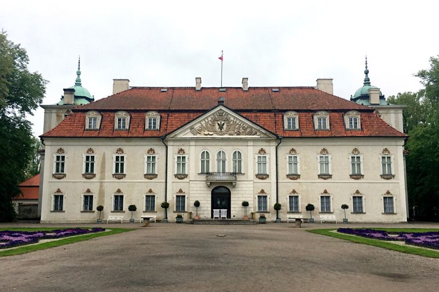 Private Tour From Warsaw: Łowicz Mazovian Countryside - Who should book this day out