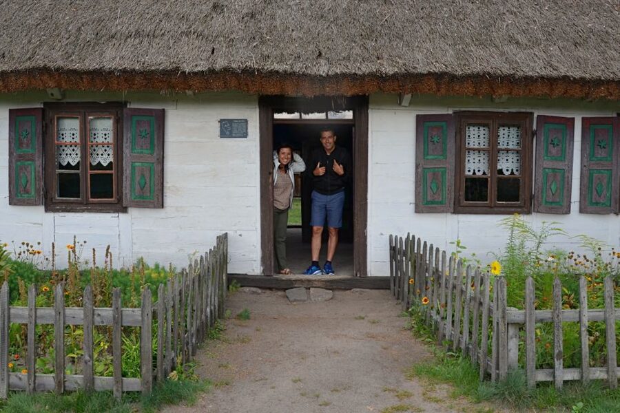 Private Tour From Warsaw: Łowicz Mazovian Countryside - Maurzyce: wooden homes and everyday rural life