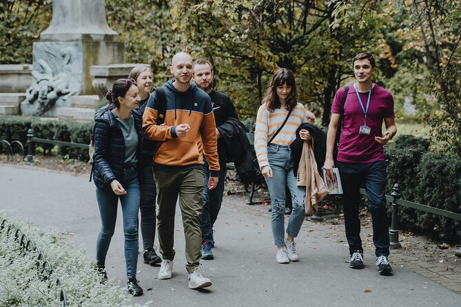 Private Tour of Krakow Old Town and Jewish Quarter in one walk - The Franciscan Basilica and Krakow’s papal connection