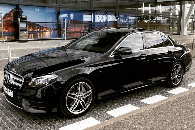 Private Transfer From the Port Gdynia to Gdansk Old Town - The drivers and service style