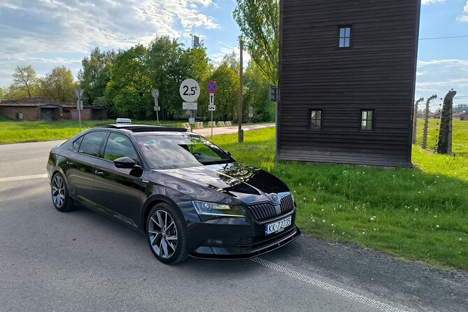 Private transfer from/to Krakow airport / City of Krakow - The 17-kilometer ride into Krakow