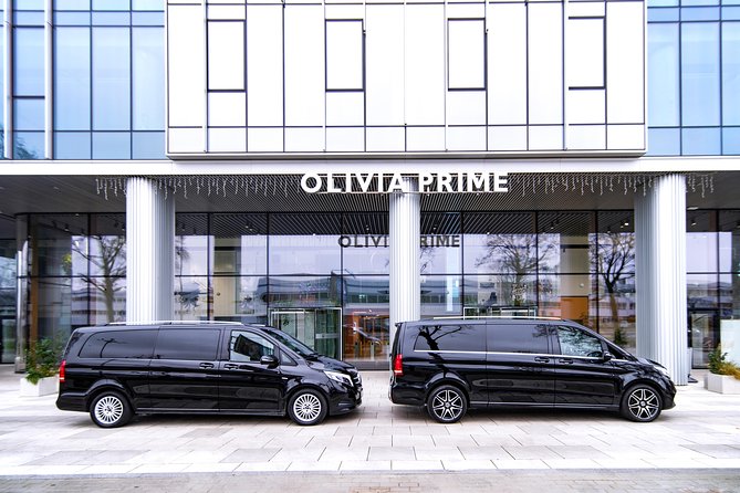 Private Transfer Gdansk City Center to Gdansk Airport (GDN) - The Mercedes V Class and luggage limits