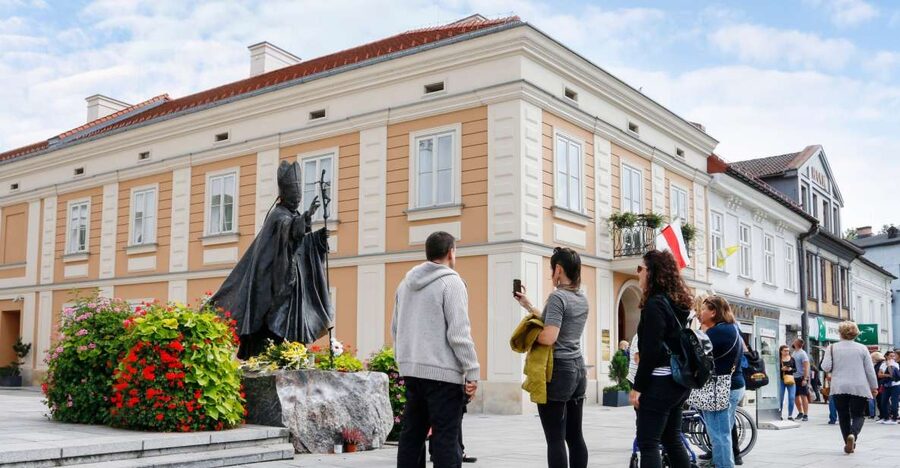 Private Trip to Wadowice: Home Town of John Paul II - Key points to know before booking