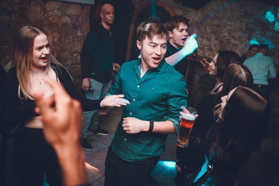 Pub Crawl 1hr Unlimited Beer + Vodka then Clubs in Katowice - The guide makes or breaks the night
