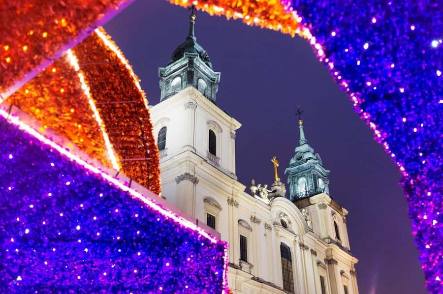 ROYAL & COMMUNIST WARSAW walking tour in English - Holy Cross Church and the Chopin connection