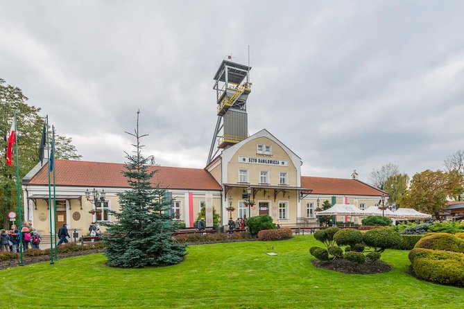 Salt Mine Guided Tour from Krakow (hotel pick up) - Who Should Book This Tour