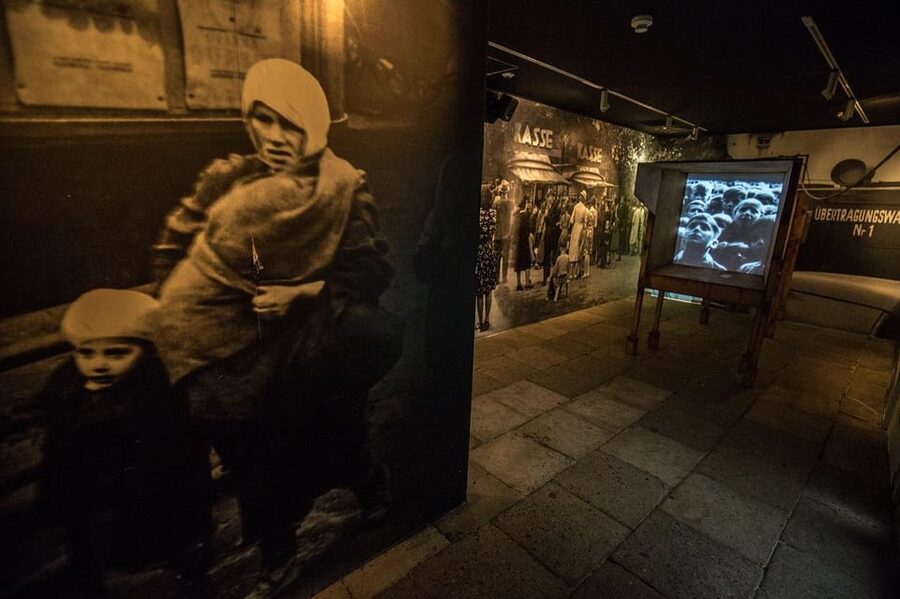 Schindler's Factory and Jewish Ghetto Guided Tour - Who will get the most from this tour?