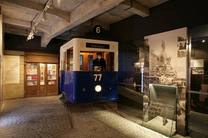Schindler's Factory Guided Tour in Krakow & skip the line ticket - Krakow’s Jewish community and the ghetto