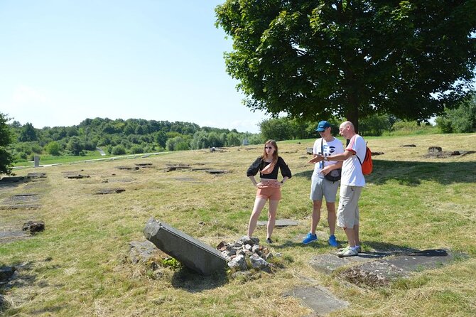 Schindler's List excursion incl. Płaszów with Dutch guide - Walking Through Płaszów’s Memorials