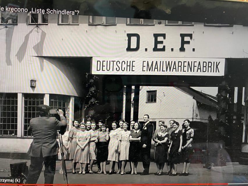 Schindler's List Movie Tour: Historic Sites & Film Location - Walking through Kazimierz with scenes in mind