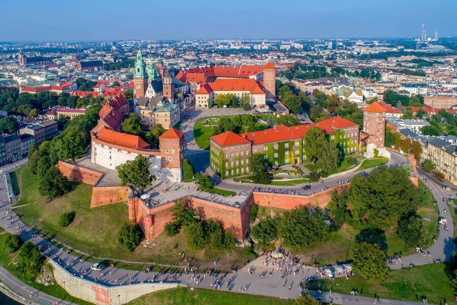 Skip-the-Line Wawel Castle Chambers Private Tour - Wawel Cathedral and the 144 steps to Sigmund’s Bell