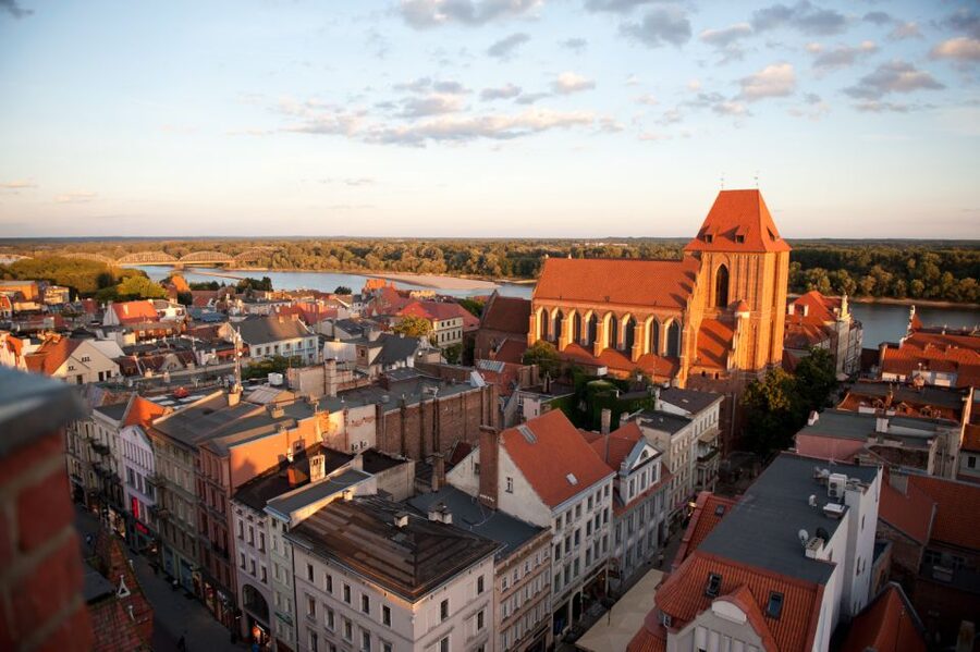 Small-Group Tour from Warsaw to Torun with Lunch - How the price compares with the experience