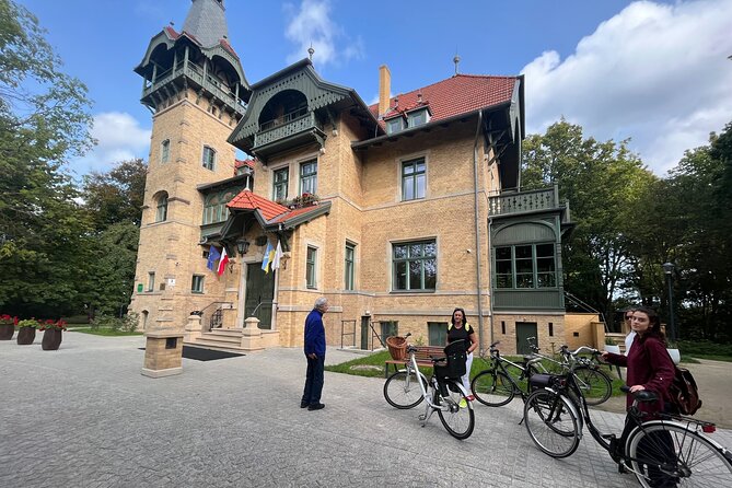 Sopot Private City Walking or Bike Tour with a local architect - Villas Street, bridges, and Poland’s Montmartre