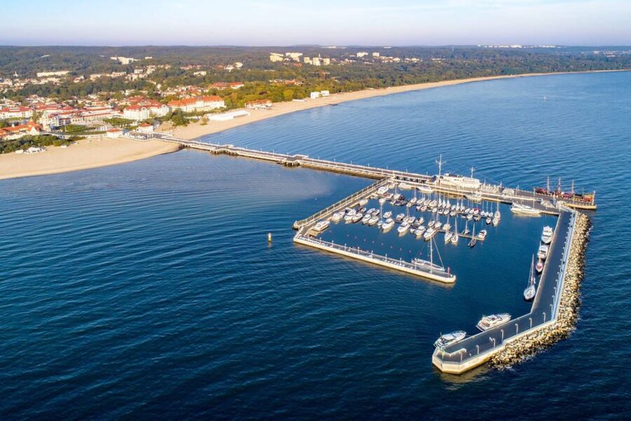 Sopot: Sunset Yachting Experience - Two hours on a 12-meter sailing boat