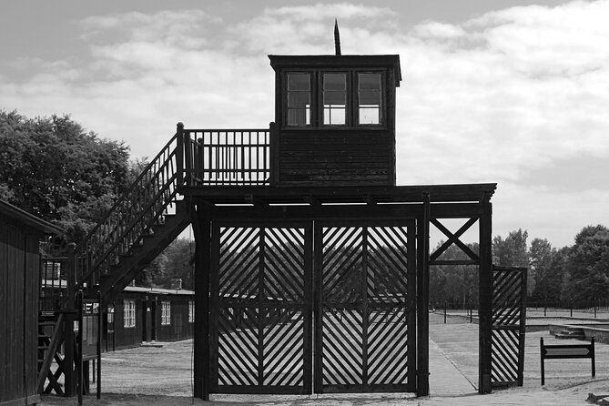 Stutthof Concentration Camp: Private Guided Tour with Transport - Choosing between Westerplatte and the WWII Museum