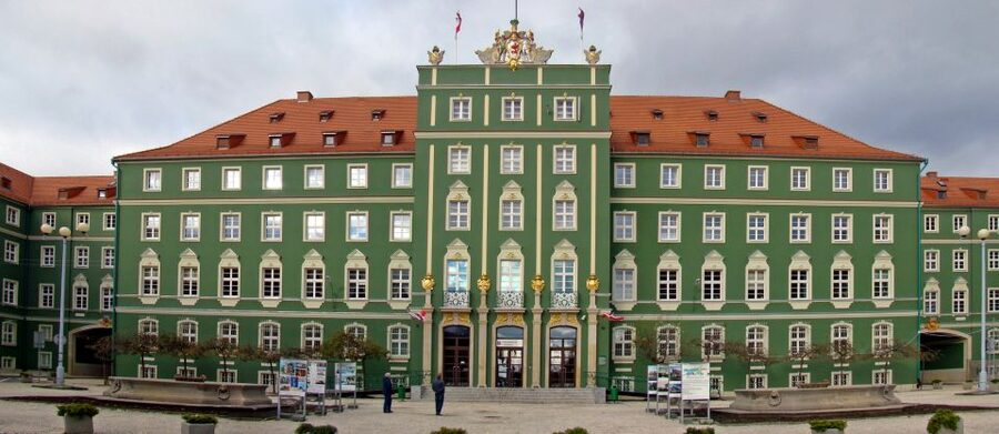 Szczecin: Old Town Highlights Private Walking Tour - Is $107 per person a fair price?