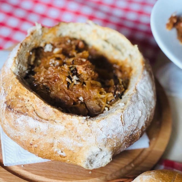 Taste of Poland, food tour and guided walk with 12 tasting - Dietary limits and practical planning