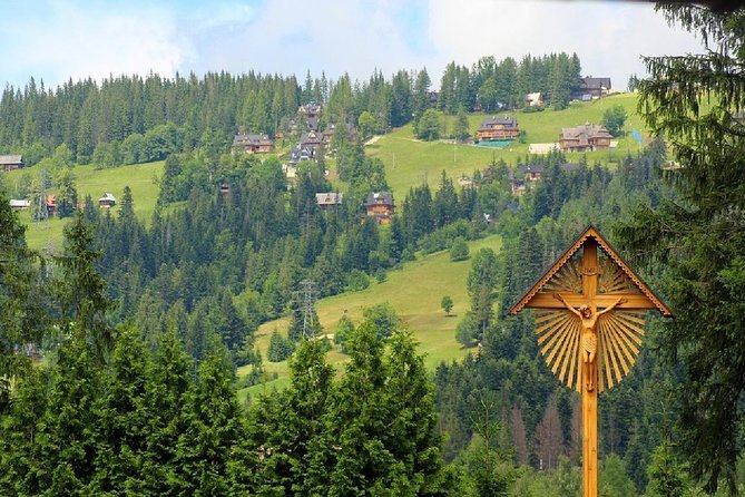 Tatra Mountains Zakopane and Panoramic Dunajec River Rafting - The wooden church and a UNESCO-listed stop