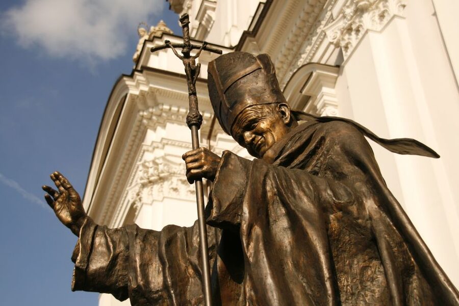 Tour to Wadowice: Hometown of Pope Saint John Paul II - Private transport and the six-hour schedule