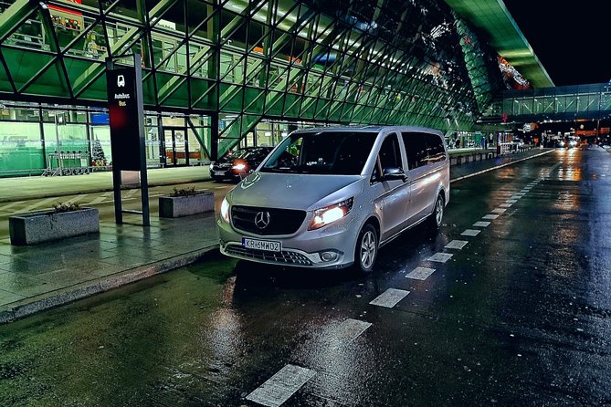 Transfer Krakow Balice Airport - Krakow City - The 20 to 40 minute ride into Kraków