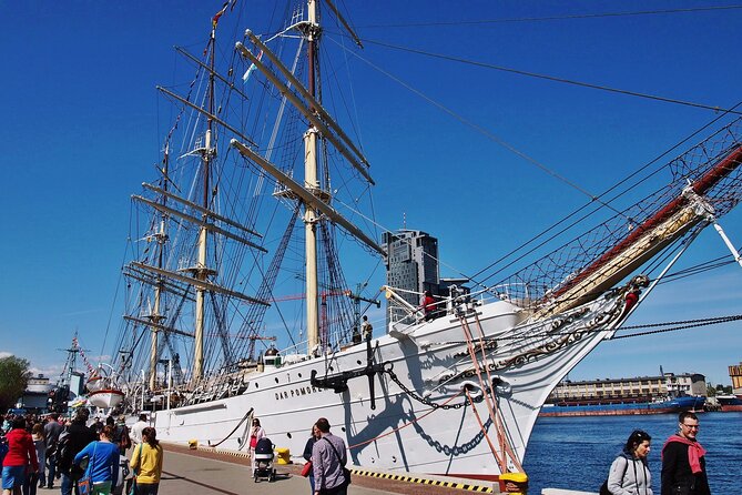 TriCity Tour (Gdansk, Gdynia, Sopot) - PRIVATE (8h) - Neptune’s Fountain and St. Mary’s Basilica