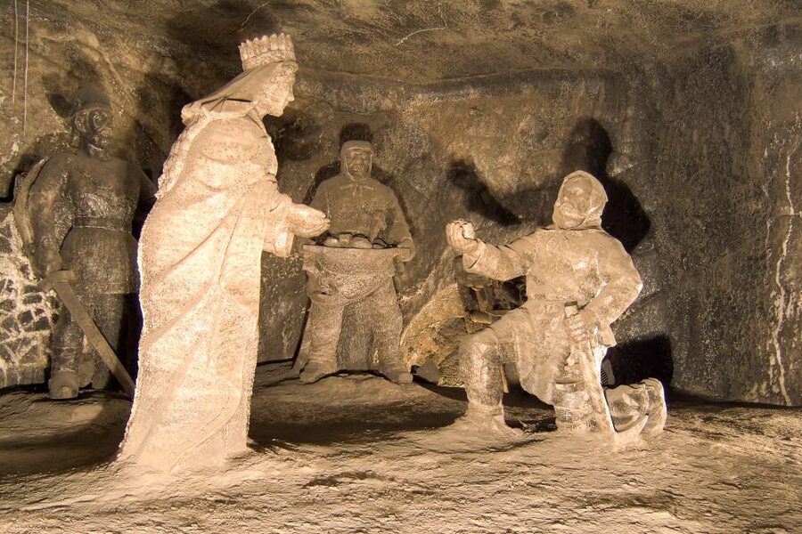 Unesco List; Wieliczka Salt Mine Half-Day Tour from Kraków - Reaching the third level at 135 meters