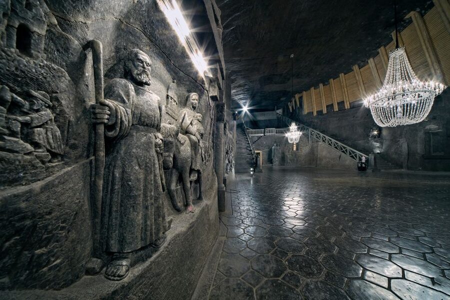 Unesco List; Wieliczka Salt Mine Half-Day Tour from Kraków - The 40-minute ride from Kraków